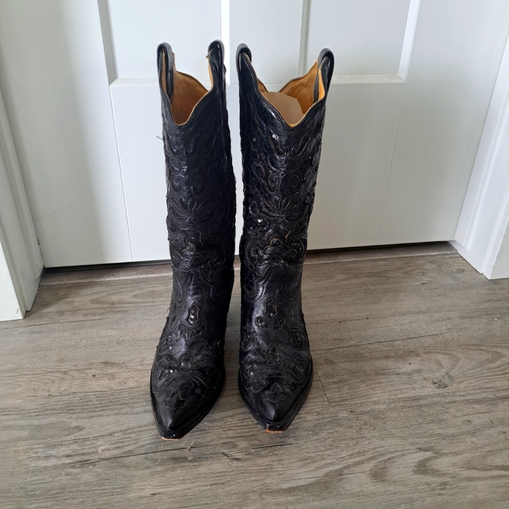 Corral Black Embroidered Ankle Boots